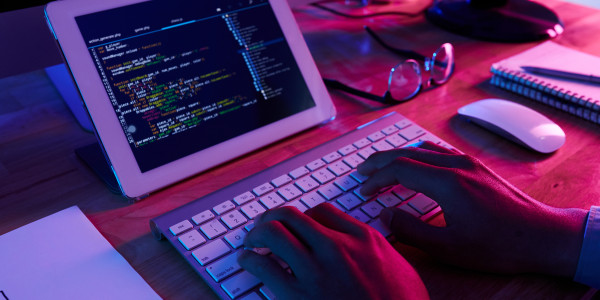 Redacción / Implantación / Legalización de Proyectos ICT en Tarragona · Ciberseguridad