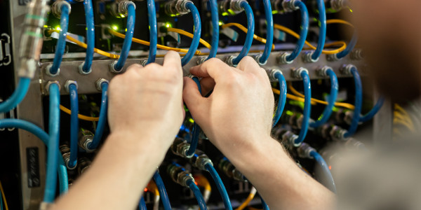 Infraestructura Común Telecomunicaciones en Tarragona · Instalación de infraestructura común de Telecomunicación Voz sobre IP (VoIP)
