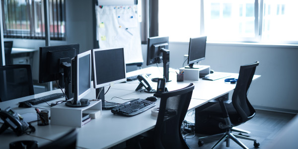 Proyectos de ICT Oficinas / Locales Comerciales els Garidells · Proyecto Oficinas / Locales Comerciales Procesamiento remoto de datos